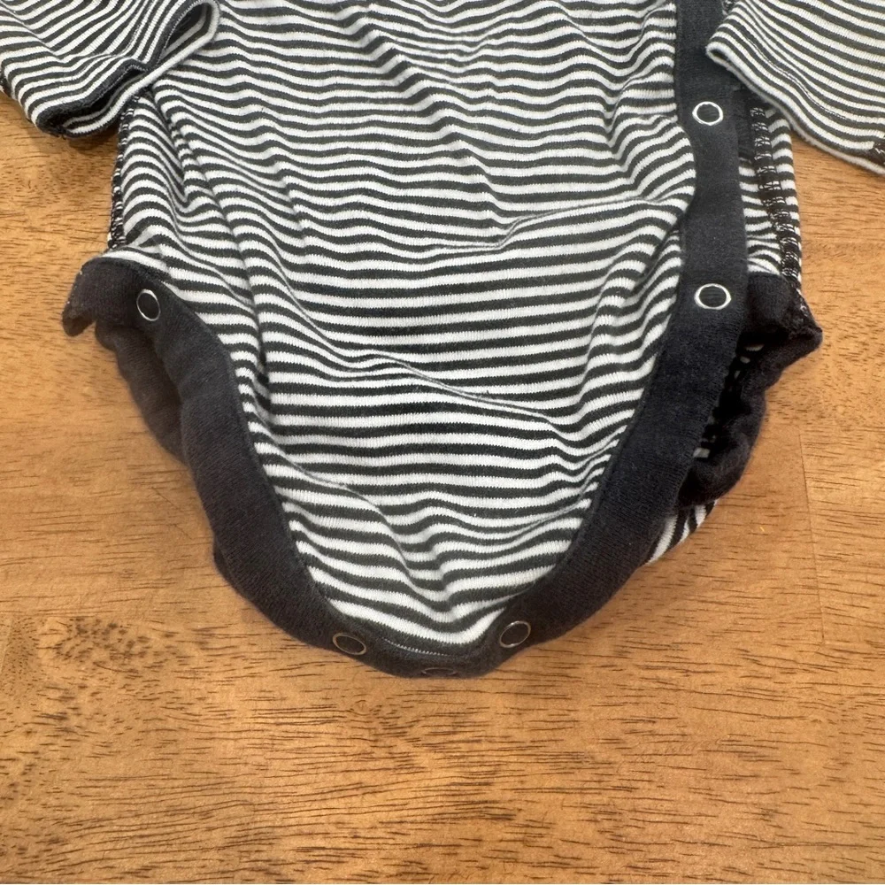 Hanna Andersson Side Snap Bodysuit Baby 6-12 Months Black White Striped Cotton - Picture 2 of 7